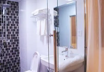 Yuecheng Boutique Hotel contacts